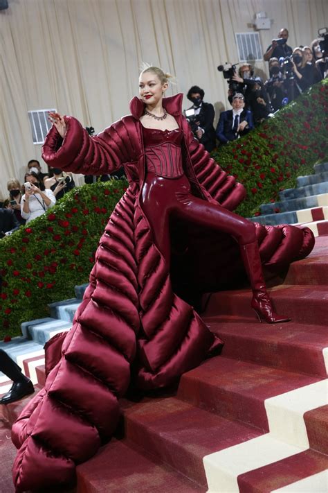 Met Gala 2022 Red Carpet: All the Fashion, Outfits & Looks